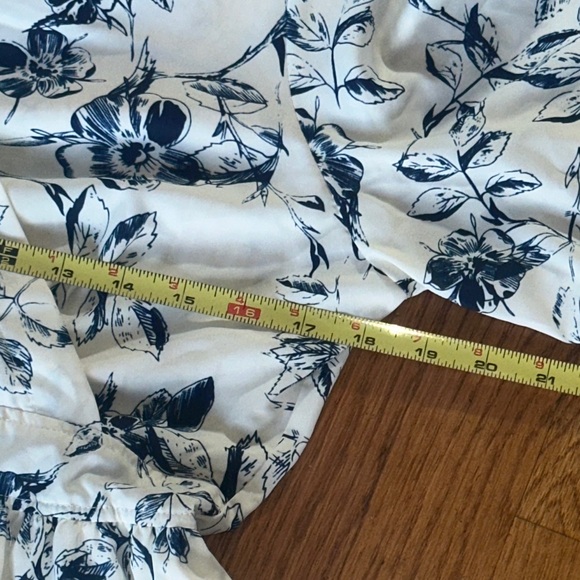 Chicwish Elegant Blue Floral Maxi Dress NWT - Picture 12 of 14